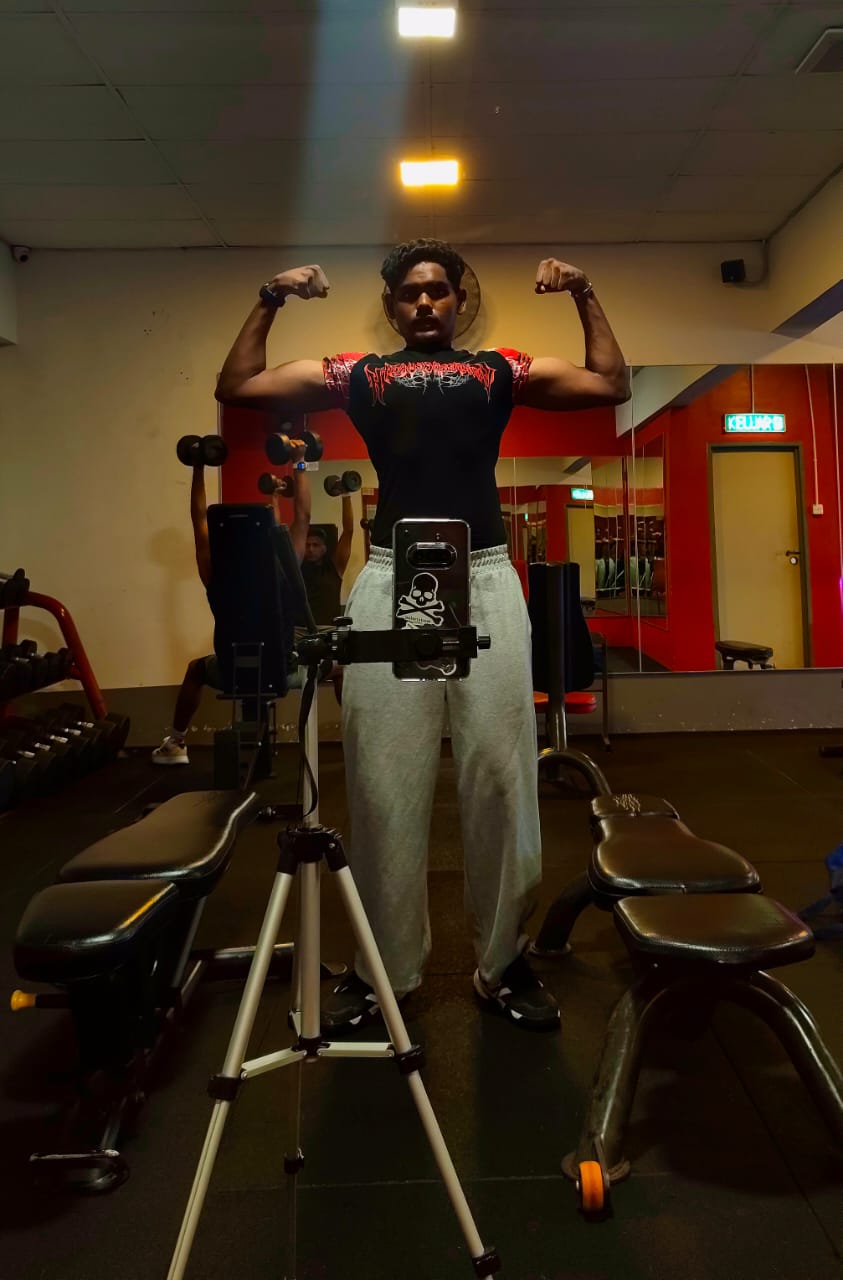 Yaash training at WELLFITNESS & GYMNASIUM